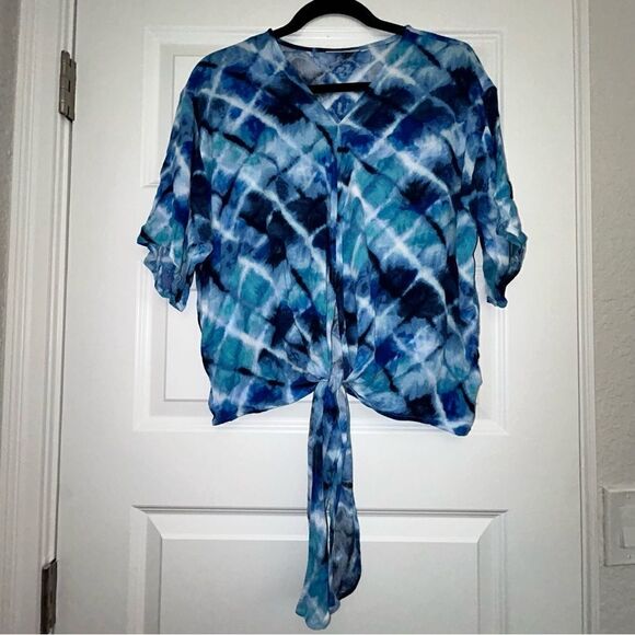 Hailey Lyn Tie Dye Tie Front Short Sleeve Top - Picture 1 of 5